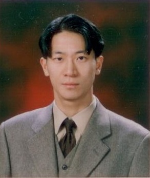 Eric Kim, born 1973 in Korea, has been more than 15 yrs. in high tech ...